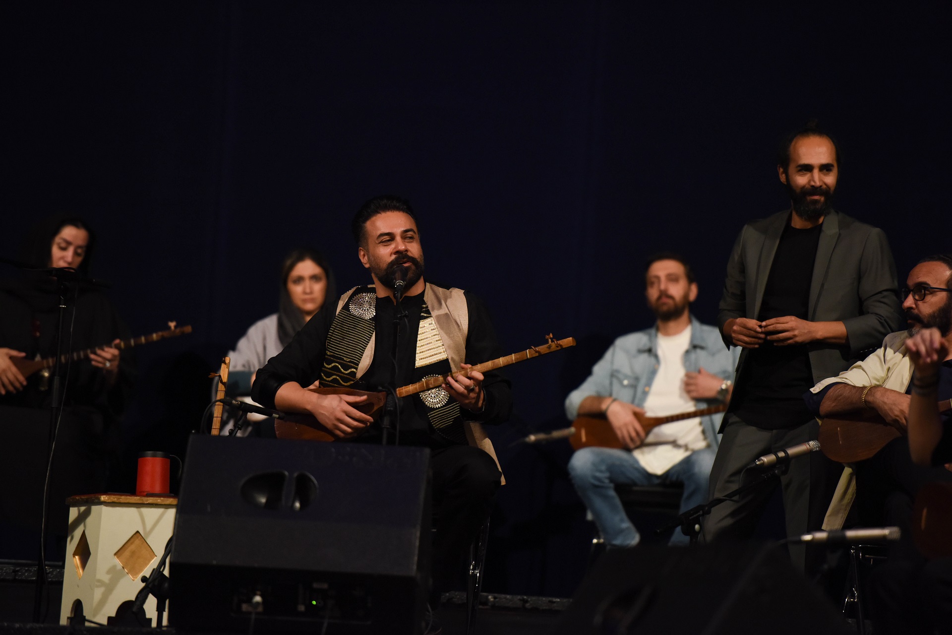هژیر مهر افروز